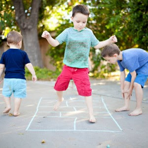 مزایای بازی در فضای باز برای کودکان